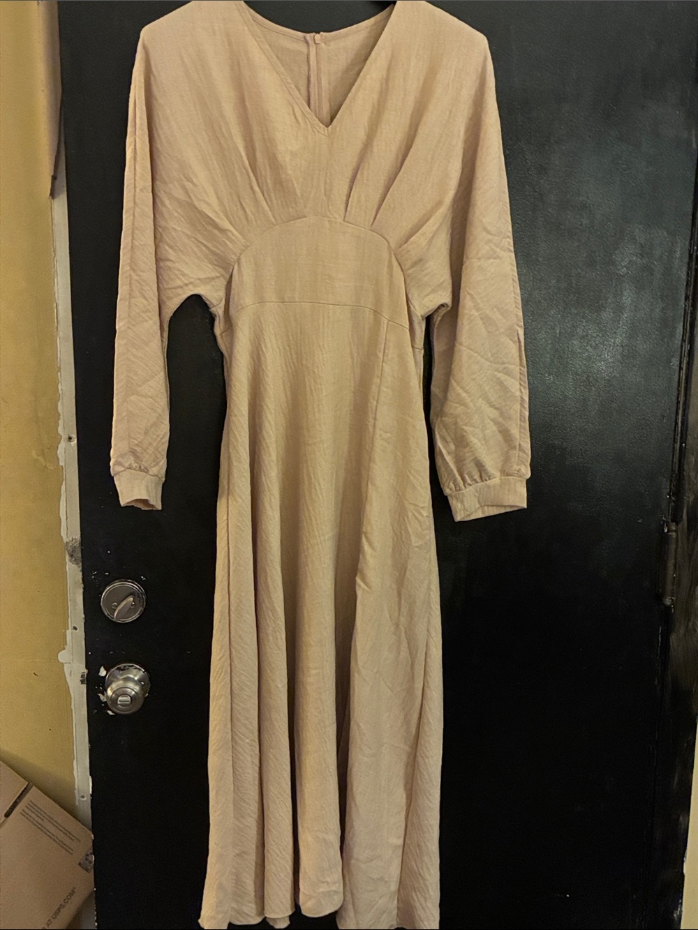 V-Neck Long Sleeve Maxi Dress in Beige M